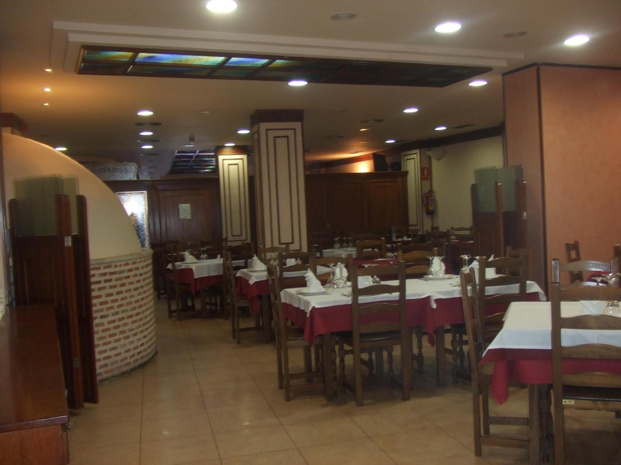Hotel Vadorrey Roa Exterior photo